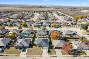 1410 Embercrest Dr, Midlothian, TX 76065 - Photo 21