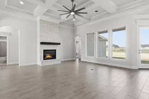 1061 Uplift Dr, Weatherford, TX 76087 - Photo 9