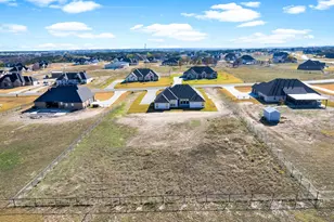 1061 Uplift Dr, Weatherford, TX 76087 - Photo 33