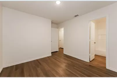 2213 Dillard Street, Fort Worth, TX 76105 - Photo 9