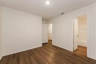 2213 Dillard St, Fort Worth, TX 76105 - Photo 9