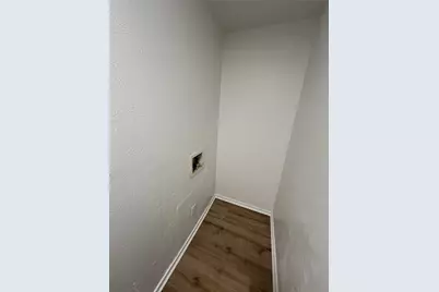 13229 Valley Forge Circle, Balch Springs, TX 75180 - Photo 15