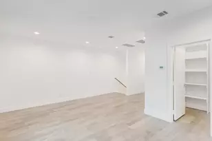 1771 Mccoy St, Dallas, TX 75204 - Photo 11