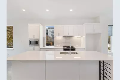 1771 McCoy Street #305, Dallas, TX 75204 - Photo 5