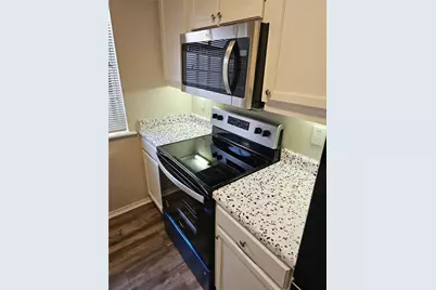 1719 Crest Grove Drive, Arlington, TX 76012 - Photo 3