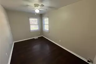 1319 Hansboro Ave, Dallas, TX 75224 - Photo 9