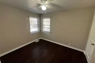 1319 Hansboro Ave, Dallas, TX 75224 - Photo 11