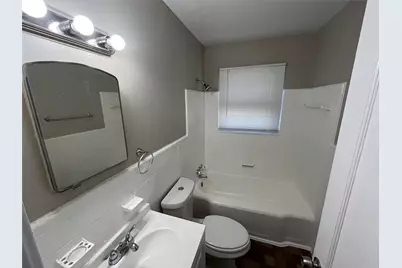 1319 Hansboro Avenue, Dallas, TX 75224 - Photo 17