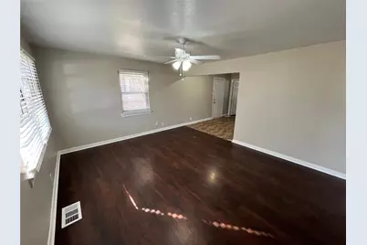 1319 Hansboro Avenue, Dallas, TX 75224 - Photo 3