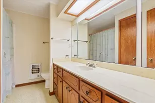 208 S Hedwig St, Riesel, TX 76682 - Photo 25