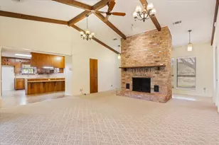 208 S Hedwig St, Riesel, TX 76682 - Photo 9