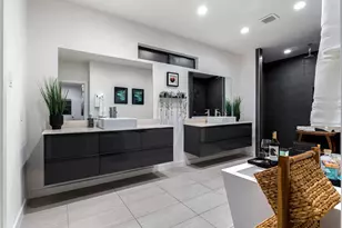 1002 Mobile St, Dallas, TX 75208 - Photo 27