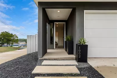 1002 Mobile Street #1, Dallas, TX 75208 - Photo 5