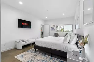 1002 Mobile St, Dallas, TX 75208 - Photo 7