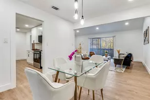 5204 Blue Valley Ct, Fort Worth, TX 76112 - Photo 9