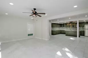 1722 Northbrook Ct, Arlington, TX 76012 - Photo 27