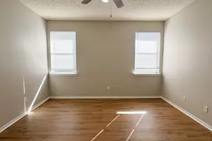 325 Rock Hill Dr, Crowley, TX 76036 - Photo 15