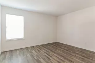 1117 Jones St, Greenville, TX 75401 - Photo 11