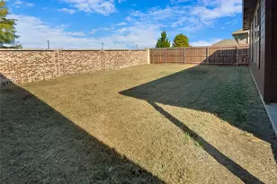 16044 Bronte Lane, Fort Worth, TX 76247 - Photo 25