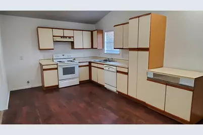 6824 Lyndale Drive, Watauga, TX 76148 - Photo 5