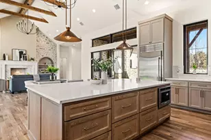 513 Royal Santana Run, Weatherford, TX 76087 - Photo 11