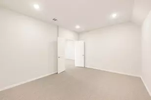 14450 McClint St, Pilot Point, TX 76258 - Photo 25