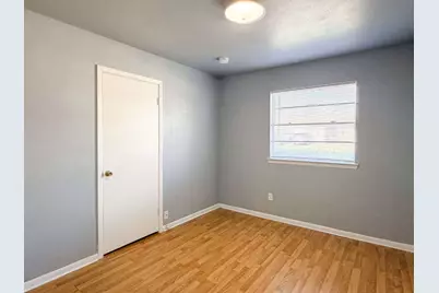 604 Mesquite Avenue, Crowley, TX 76036 - Photo 9