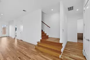 4521 Cowan Ave, Dallas, TX 75209 - Photo 9
