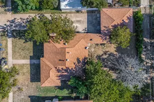 2622 Wynnewood Dr, Dallas, TX 75224 - Photo 27