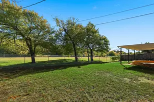 1208 Birch St, Hurst, TX 76053 - Photo 21