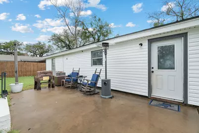 707 N Walnut Street, Weatherford, TX 76086 - Photo 25