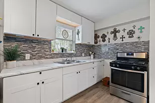 707 N Walnut St, Weatherford, TX 76086 - Photo 3