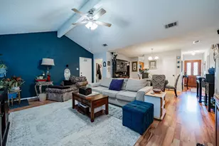 923 Courtney Dr, Mesquite, TX 75150 - Photo 5