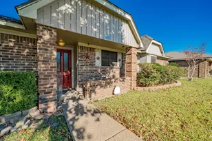 923 Courtney Dr, Mesquite, TX 75150 - Photo 3