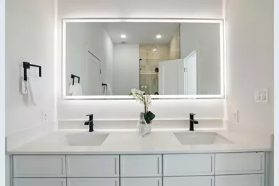 430 E 8th #104, Dallas, TX 75203 - Photo 21