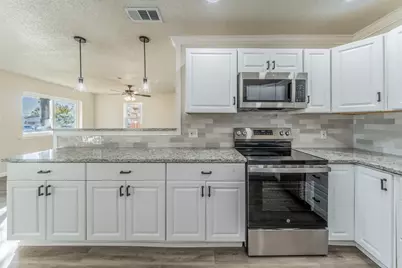 304 E Hazelwood Street, Princeton, TX 75407 - Photo 7