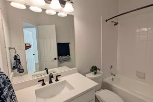 10900 Robincreek Ln, Frisco, TX 75035 - Photo 17