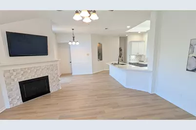 10900 Robincreek Lane, Frisco, TX 75035 - Photo 9