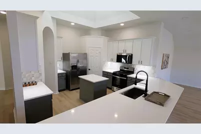 10900 Robincreek Lane, Frisco, TX 75035 - Photo 5