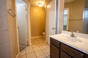 2701 Fountainview Dr, Corinth, TX 76210 - Photo 7