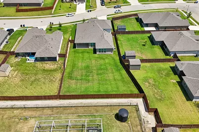 808 Stone Eagle Drive, Azle, TX 76020 - Photo 27
