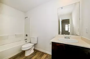 903 Olive St, Waco, TX 76704 - Photo 11