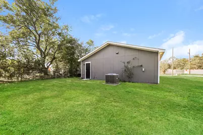 903 Olive Street, Waco, TX 76704 - Photo 19