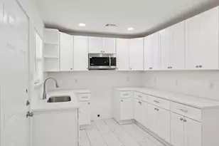 1428 Hawley Ln, Dallas, TX 75217 - Photo 15