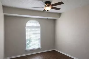 6009 Deborah Ln, Watauga, TX 76148 - Photo 9