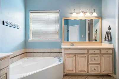 10138 Drawbridge Drive, Frisco, TX 75035 - Photo 17