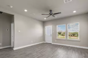 10653 Diamond Mines Dr, Fort Worth, TX 76036 - Photo 13