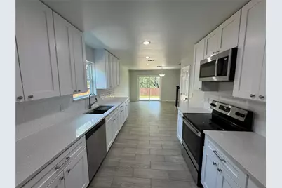 4720 Evening View Drive, Granbury, TX 76048 - Photo 7