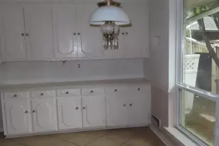 14214 Edgecrest Dr, Dallas, TX 75254 - Photo 31