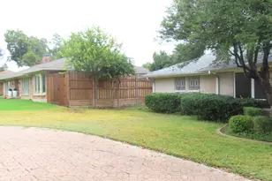 14214 Edgecrest Dr, Dallas, TX 75254 - Photo 3